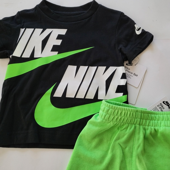 Nike boys 2pc shorts set athletic outfit black Green 2T 7 - Picture 2 of 3
